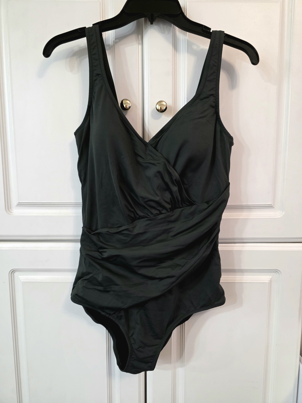 NWOT Dark Green Wrap-Front One-Piece Swimsuit Seekers Essentials Size 10